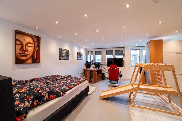 Zimmer, Flurseite gegenüber