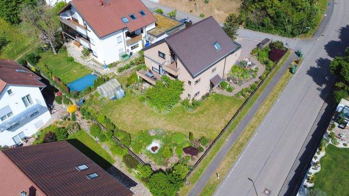 Gepflegtes Haus - toller Garten