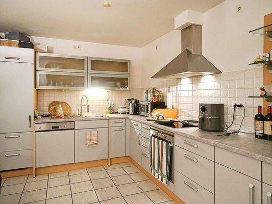 ...um- und ausgebaut.