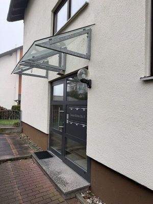 Neue Eingangstür.jpg