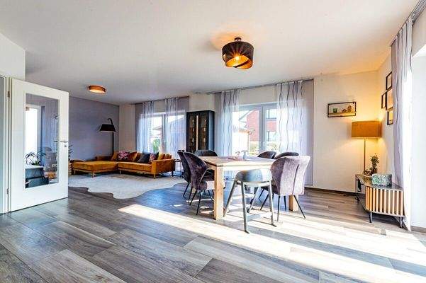 Großer Wohn-/ Essbereich