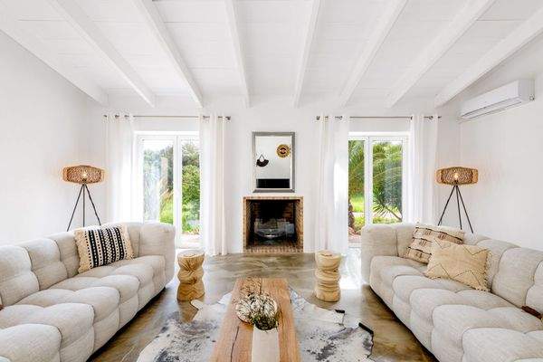 Wohnbereich mit Kamin