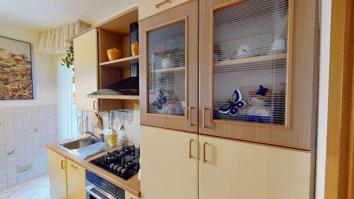 Meran-Merano-Trilocale-Dreizimmerwohnung-in-vendita-vendesi-zu-verkaufen-Balkon-balcone