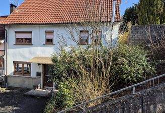 Haus-Vorderansicht.jpg