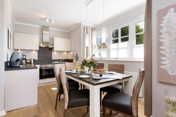 Küche und Essbereich