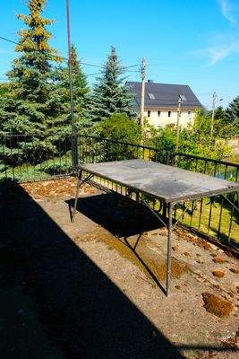 Kleine Terrasse am Wohnhaus.JPG