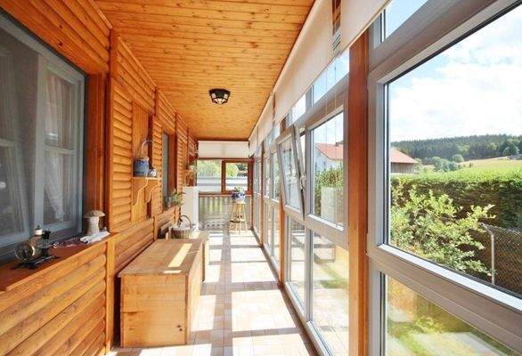 verglaster Laubengang (EG)