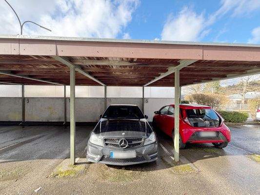 überdachter Stellplatz