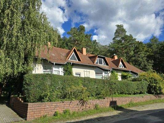 Gesamtansicht Strasse