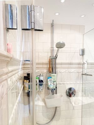 Dusche Wohneinheit 2