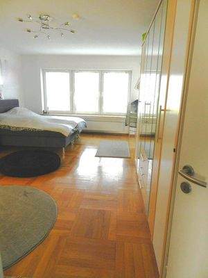 Großes Schlafzimmer 