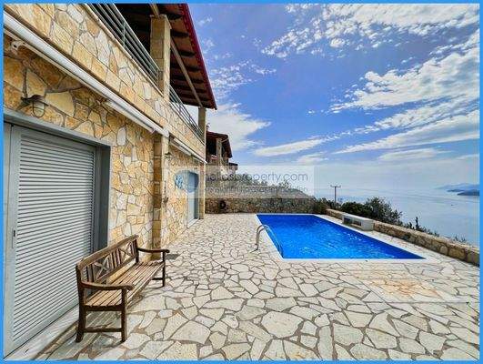 ecae7e08267141babcf890175f7d5abf-original