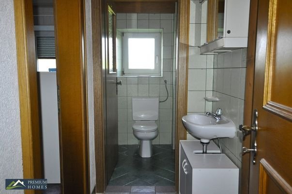 Angerberg - Bauernhof/Wohnbereich zum Mieten - Toilette EG