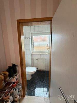 Flur zu Gäste WC EG