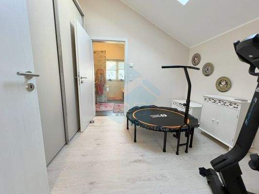 Ankleide Dachgeschoss 