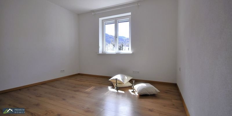 Wörgl Eigentumswohnung - Schlafzimmer 1 Lichteinfall
