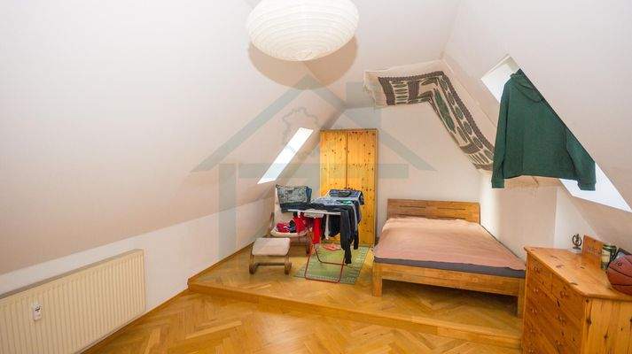 Schlafzimmer im Spitzboden