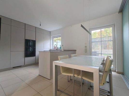 Küche und Essbereich