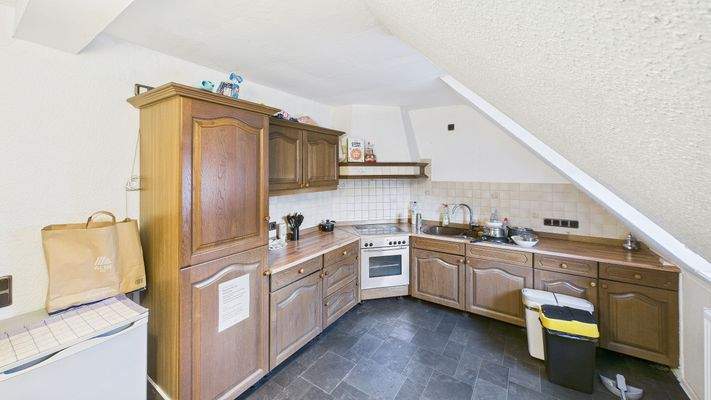 CAM03143G0-PR0192-STILL012