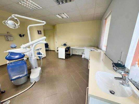 Behandlungsraum 3 (2)