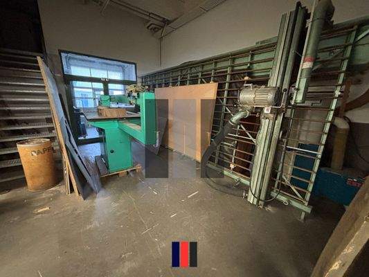 Halle Innenansicht 4