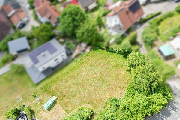 Grundstücksansicht 8