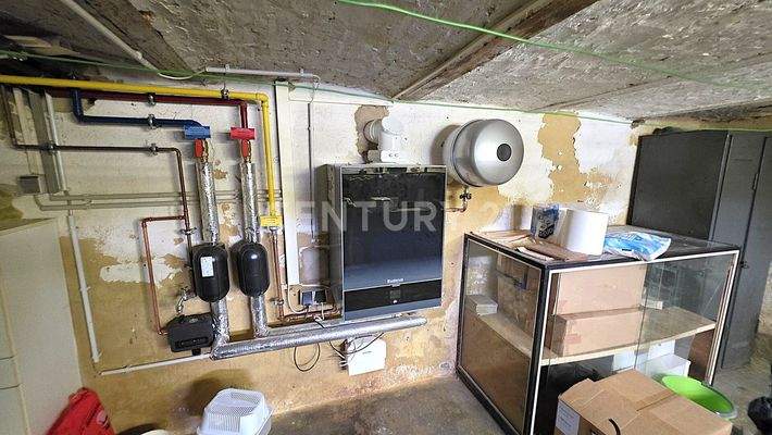 Neuwertige Gas - Zentralheizung Brennwertgerät Bj. 2022