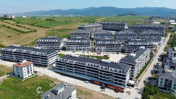 Apartments in a Complex with Extensive Amenities in Yalova