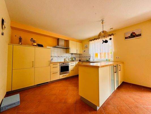 Küche mit EBK 