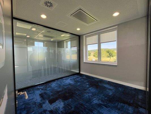 "Teamleitung" großer Flügel