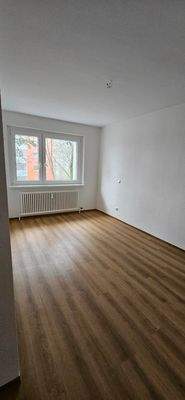 Schlafzimmer 1 Bild 2.jpg