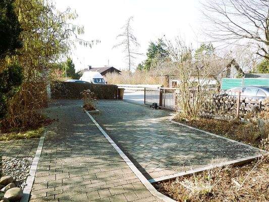 einfahrtsbereich stellpllätze