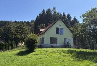 Wohnhaus mit Aussichtslage über Murtal