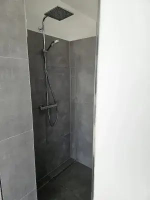 Dusche.jpg