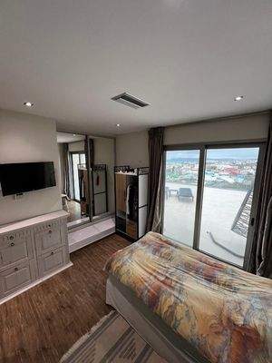 Kreta, Kolymvari: Zweistöckige Villa mit Infinity-Pool und Meerblick zu verkaufen