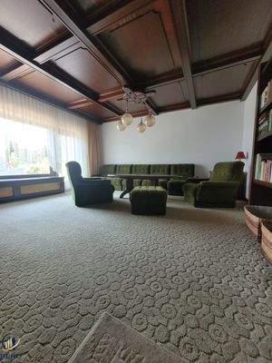 Großer Wohnsalon