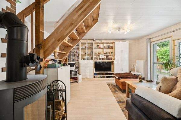 Wohn-/Esszimmer mit Kamin