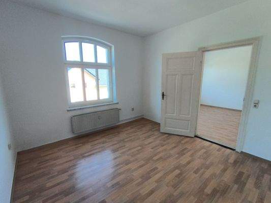 19 Altbau Whg. Schlafzimmer.jpg