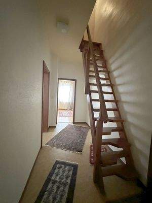 EG Diele - Treppe zum OG 