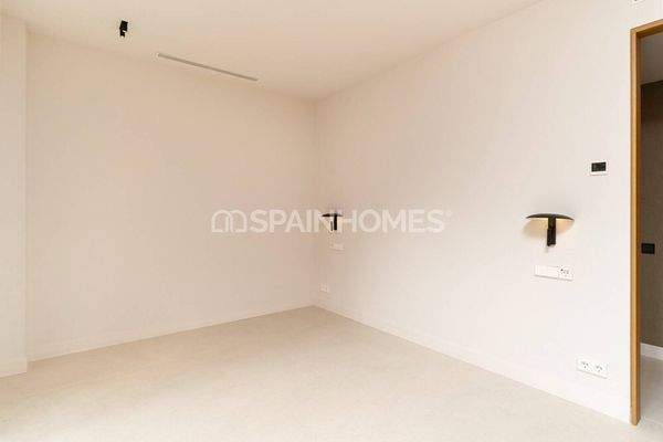 Luxury Flats Near Turo Parc and Barcelona Center