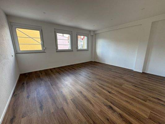 WhatsApp Image 2025-09-12 at 13.02.24 (1).jpeg