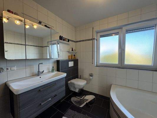 großes Tageslichtbad