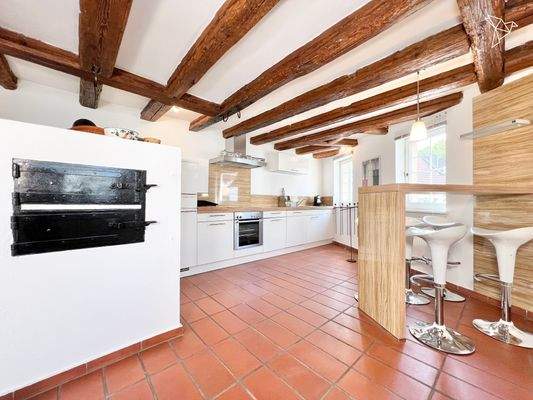 Küche mit Holzofen (Nebenhaus)