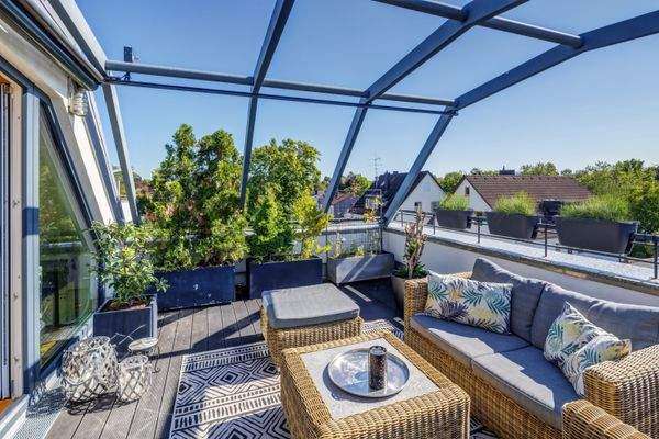 Dachterrasse mit Blick nach Osten