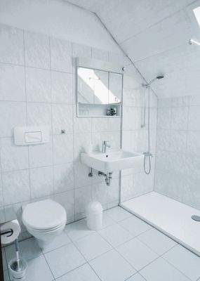 Duschbad im Dachgeschoss