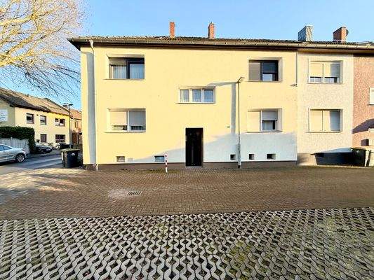 Gebäudefrontansicht