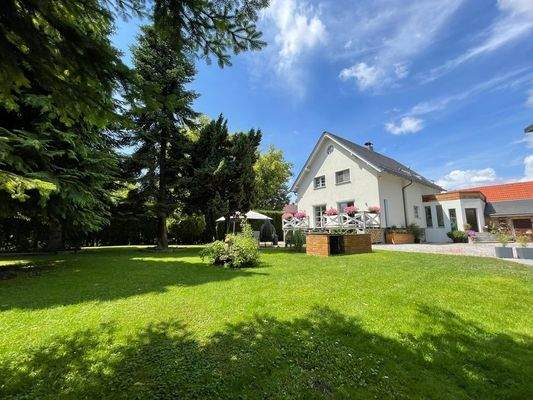 Ansicht Garten - Haus