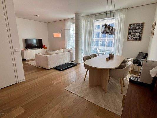 eleganter Wohn- und Essbereich 