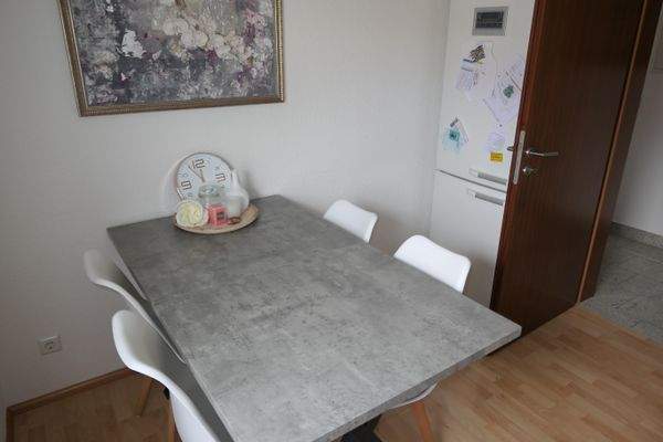 Küche mit Essplatz OG