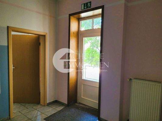 338.Ausgang Innenhof2